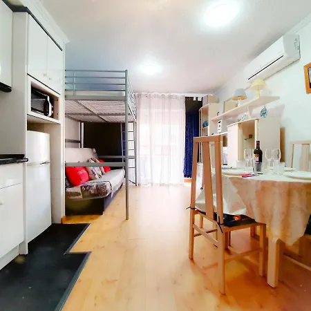 Apartment Best House Monserrate